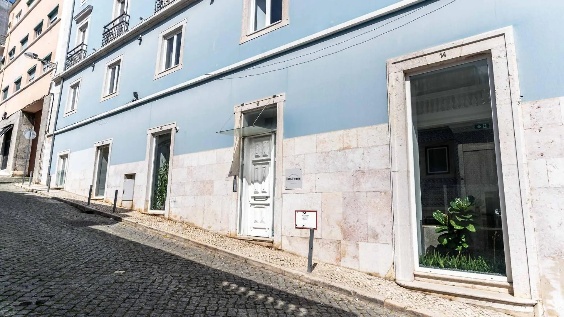 Apartment Limehome Lisbon Calcada Do Cardeal Portugal