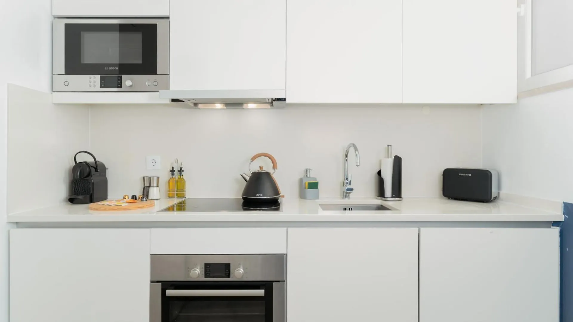 Limehome Lisbon Calcada Do Cardeal Apartment